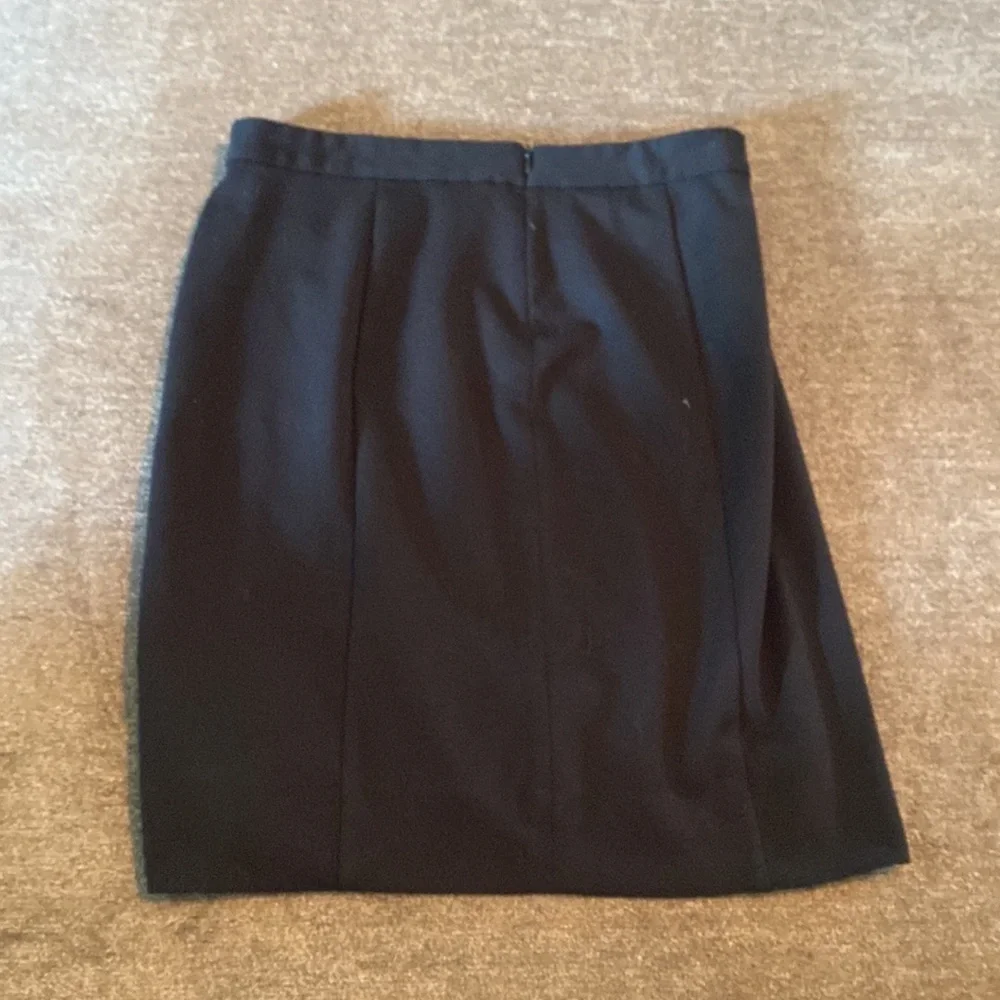 𝅺alfani womens floral skirt; size 10